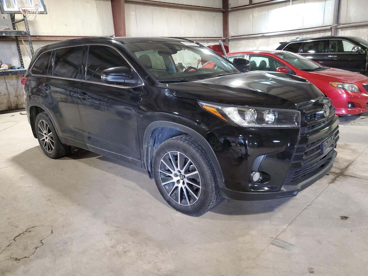 2018 Toyota Highlander - Image 4