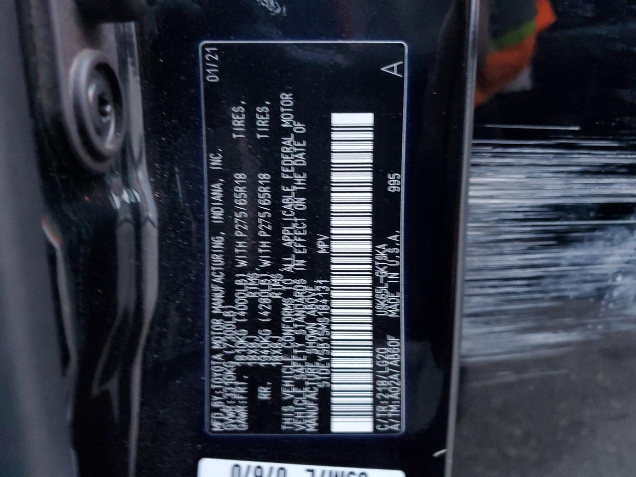 2021 Toyota Sequoia - Image 15