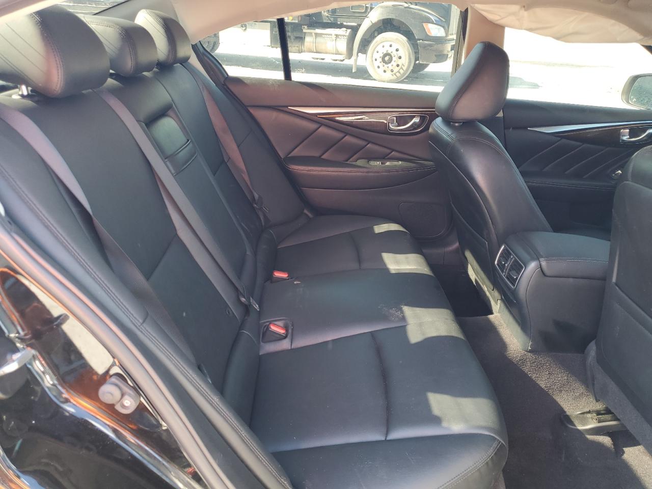 2018 Infiniti Q50 - Image 10