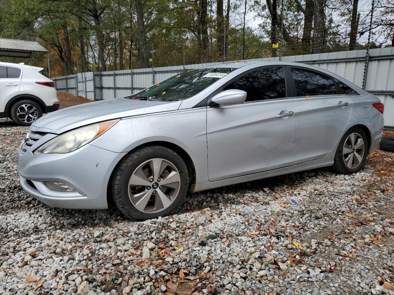 2011 Hyundai Sonata - Image 1