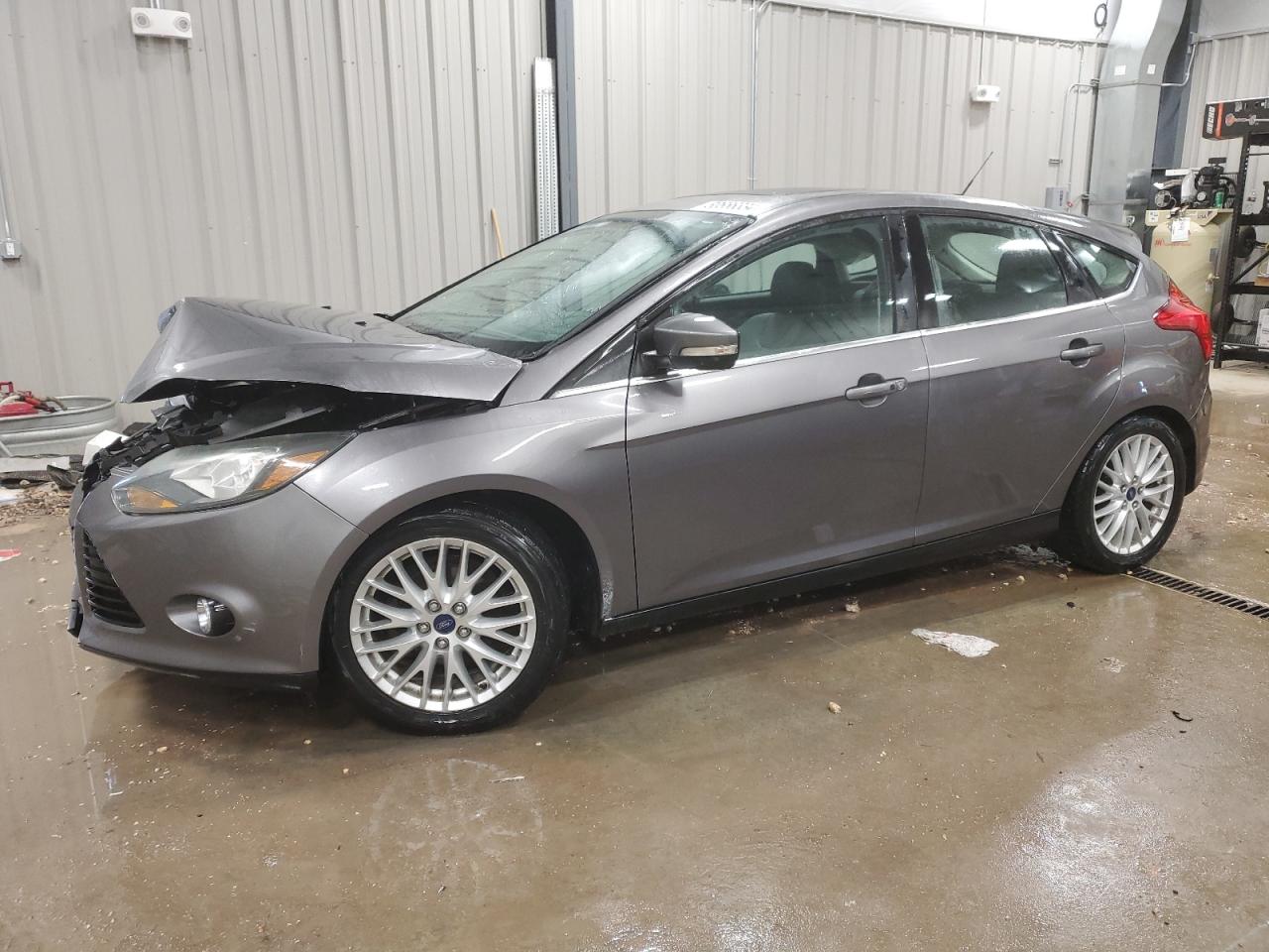 VIN 1FADP3N26EL211109 2014 FORD FOCUS no.1