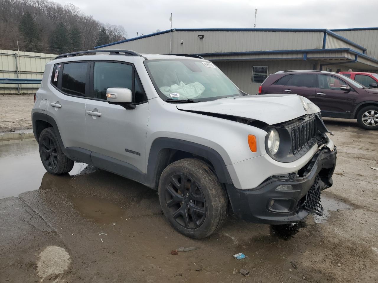 VIN ZACCJBBB1JPH07835 2018 JEEP RENEGADE no.4