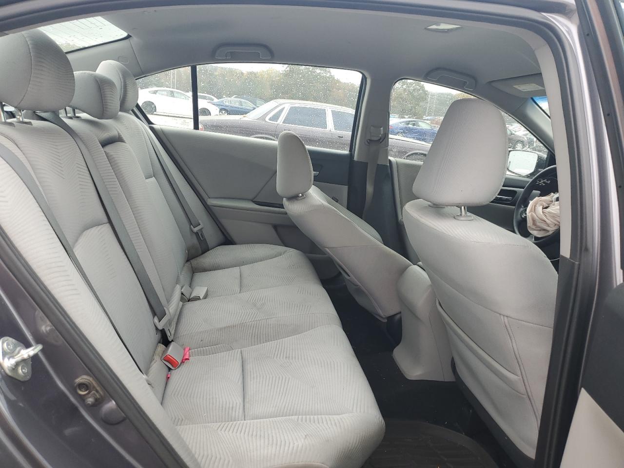 2015 Honda Accord - Image 10