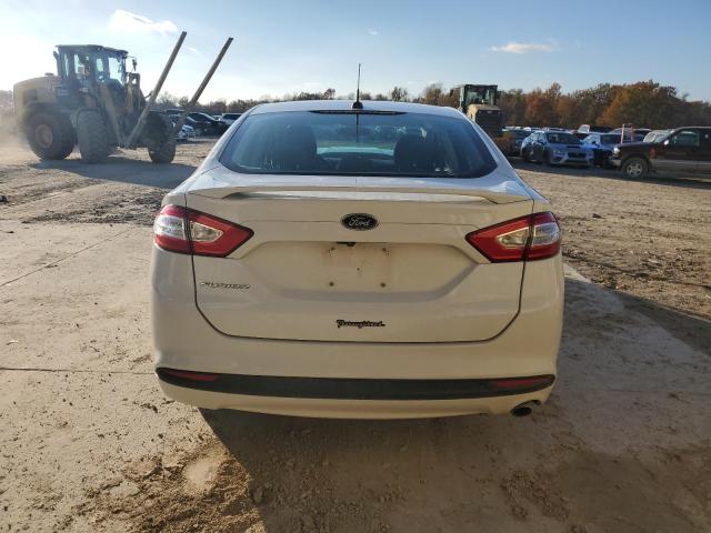  FORD FUSION 2016 Белы