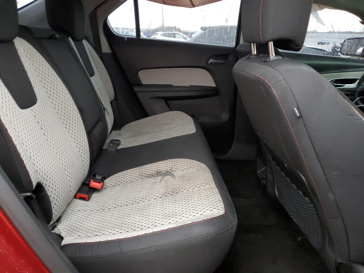2010 Chevrolet Equinox - Image 11