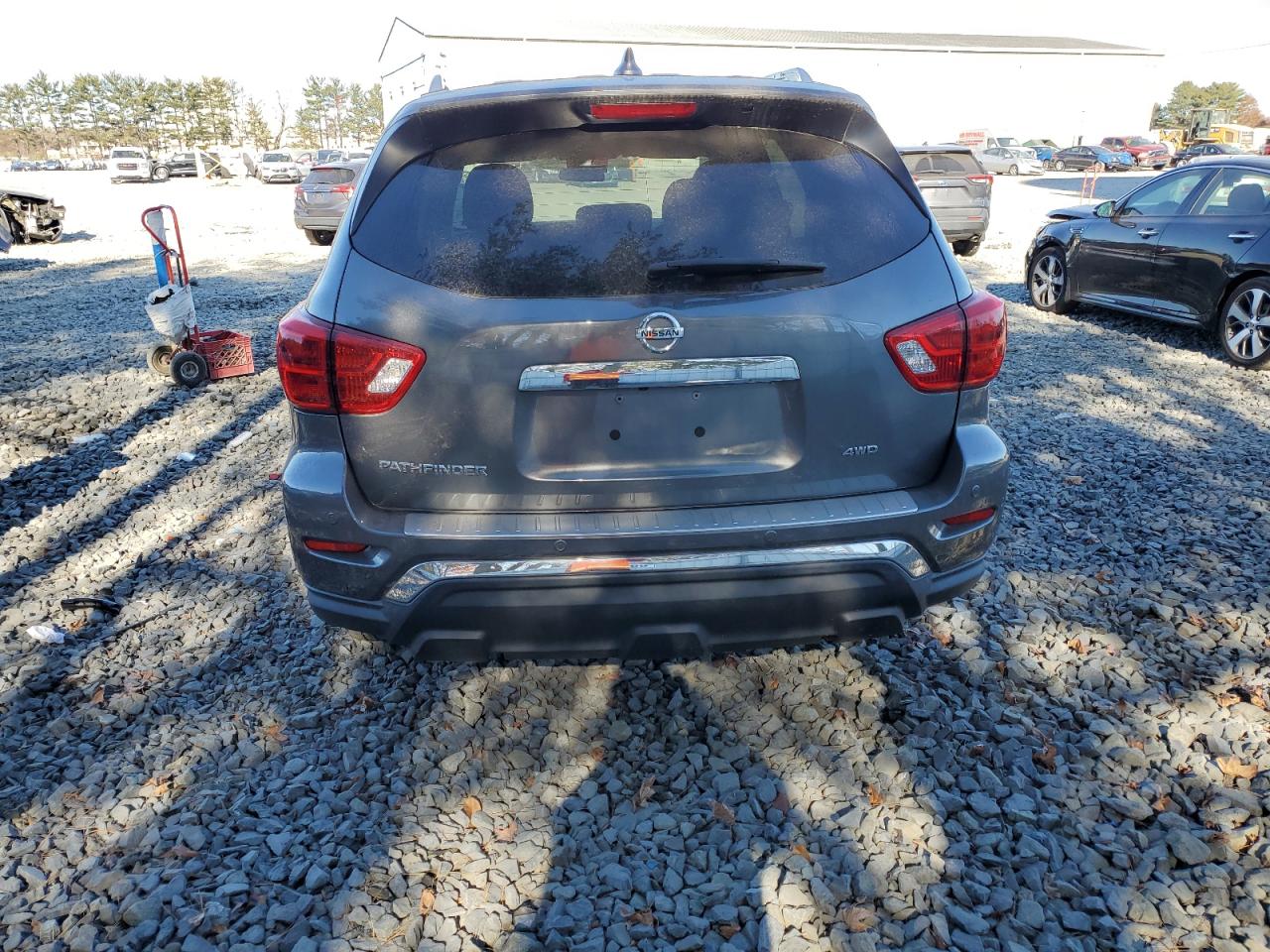 2020 Nissan Pathfinder S VIN: 5N1DR2AM6LC643147 Lot: 77623614