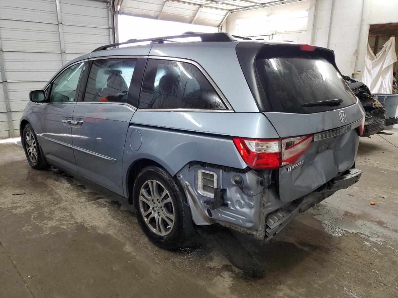 2013 Honda Odyssey - Image 2