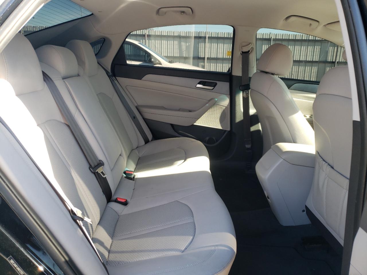 2018 Hyundai Sonata - Image 10