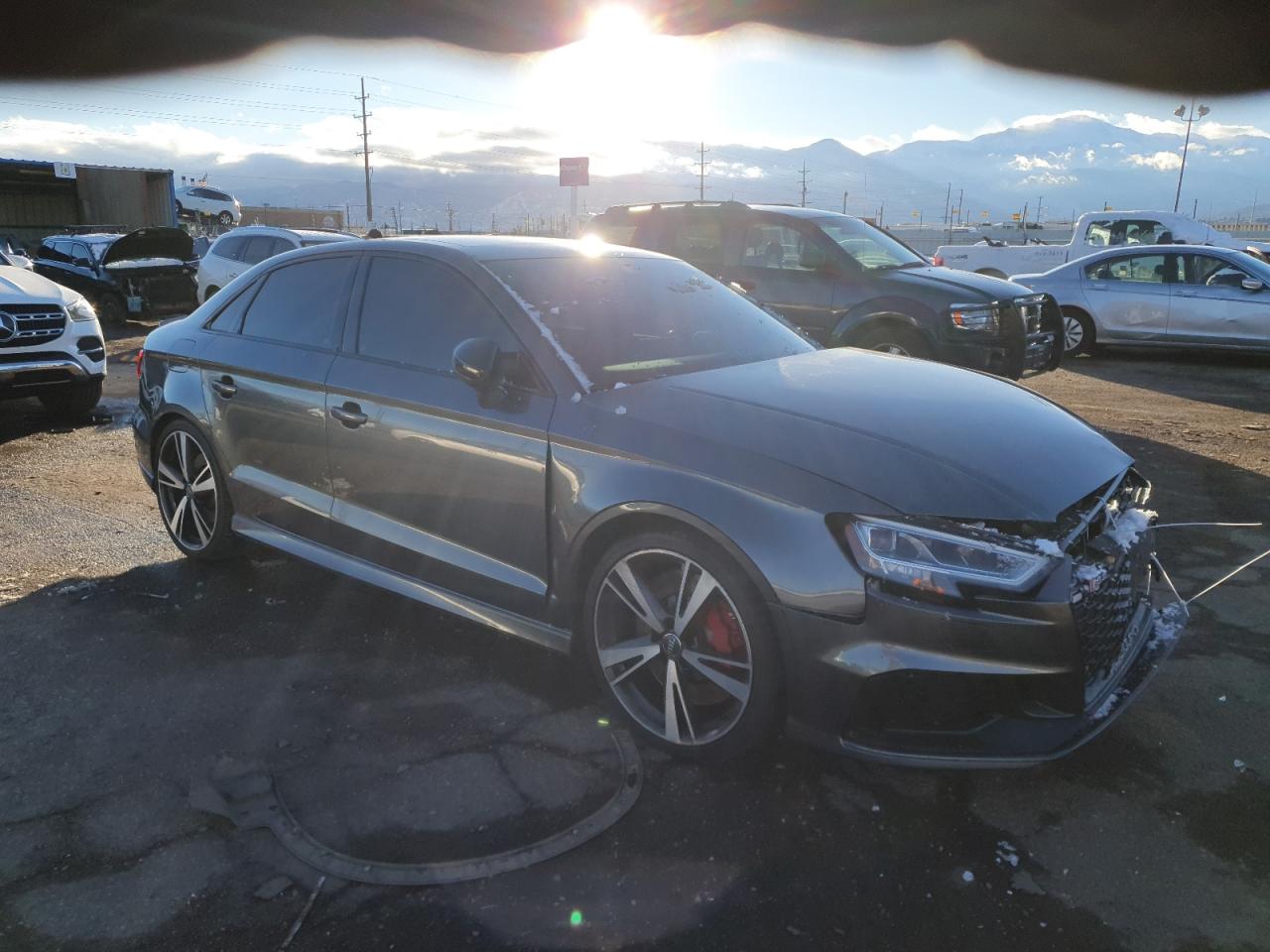 VIN WUABWGFF0J1902660 2018 AUDI RS3 no.4