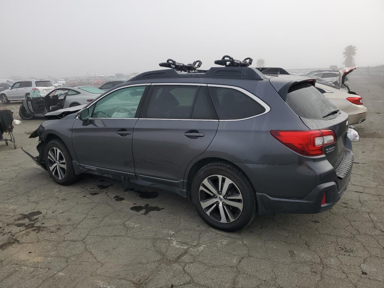 2018 Subaru Outback - Image 2