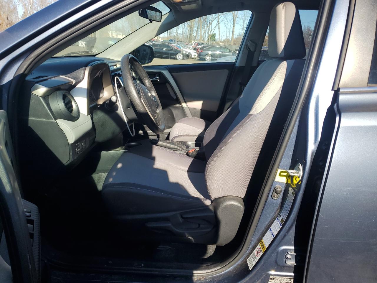 2014 Toyota RAV 4 - Image 7