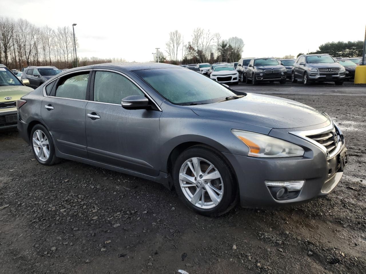 2015 Nissan Altima - Image 4