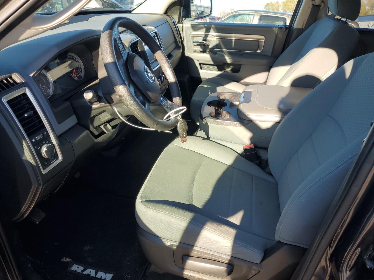 2017 RAM 1500 - Image 7