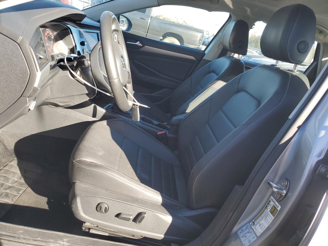 2021 Volkswagen Jetta - Image 7