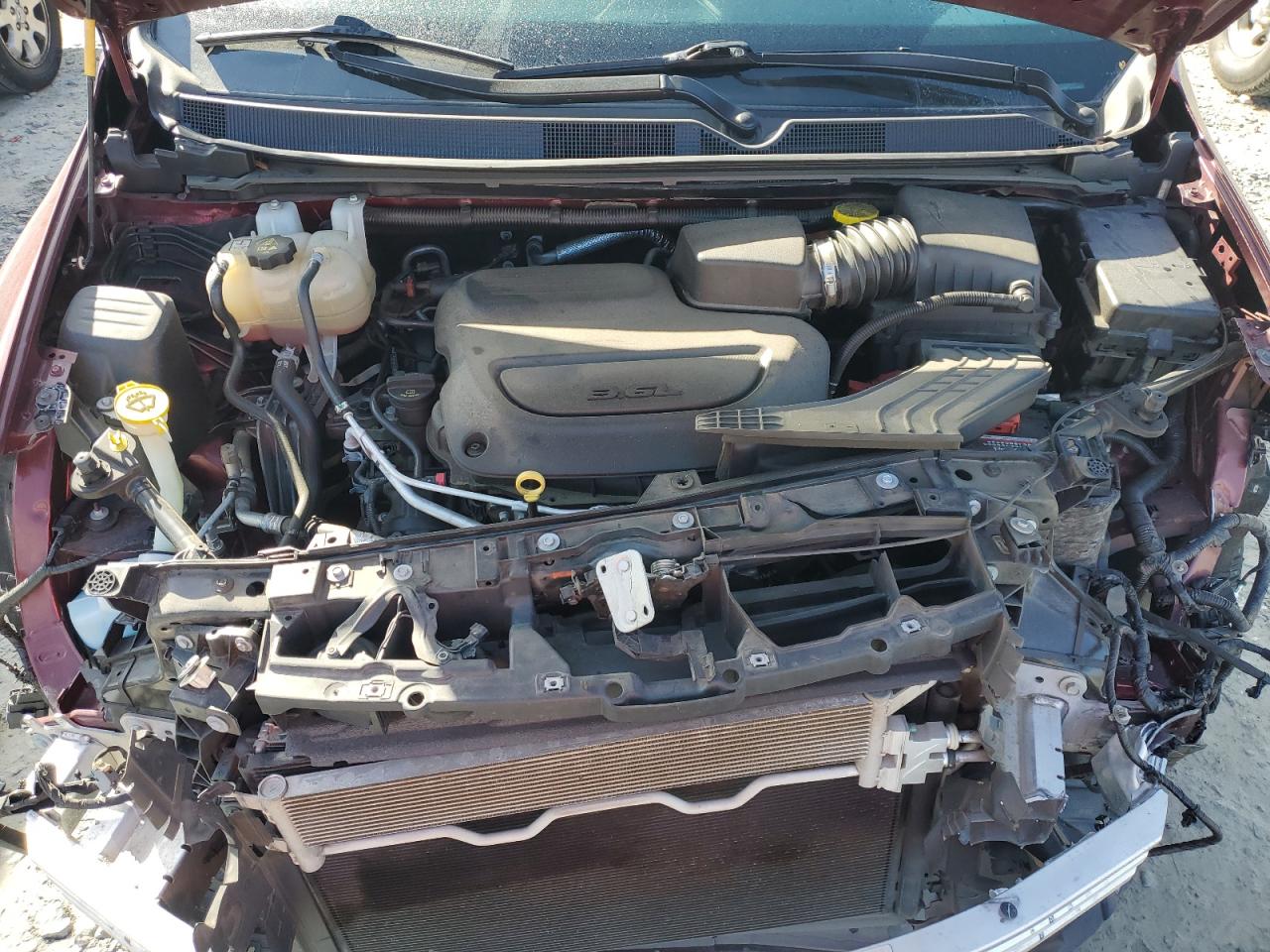 2020 Chrysler Pacifica - Image 12