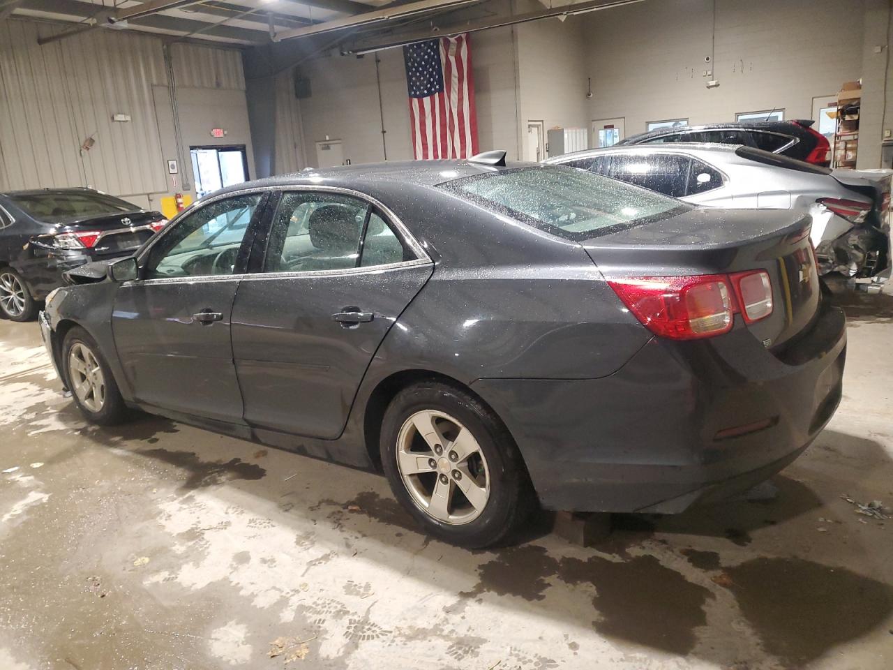 2015 Chevrolet Malibu - Image 2