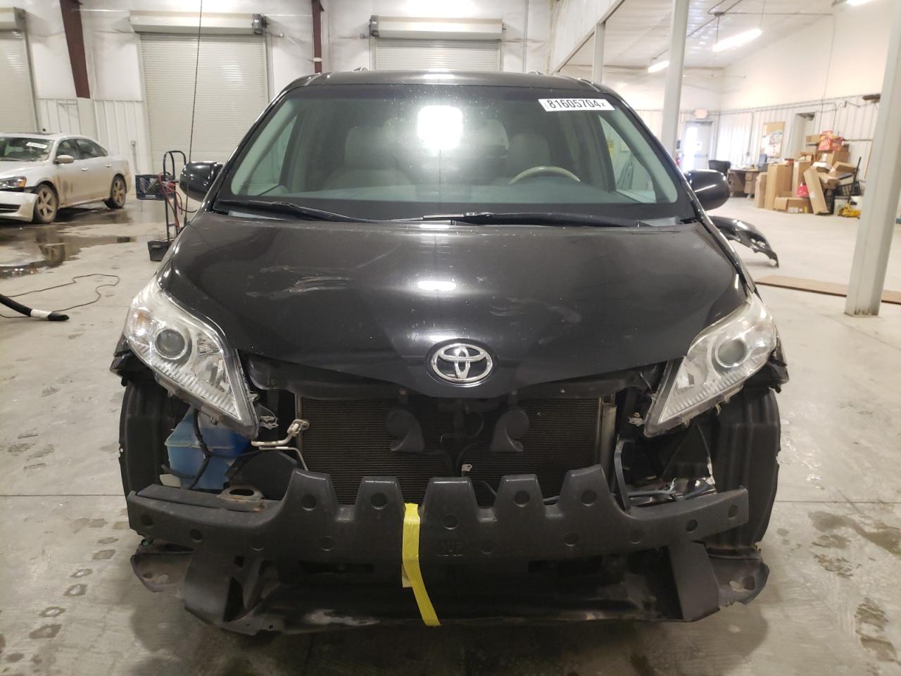 VIN 5TDYK3DC8ES406728 2014 TOYOTA All Models no.5