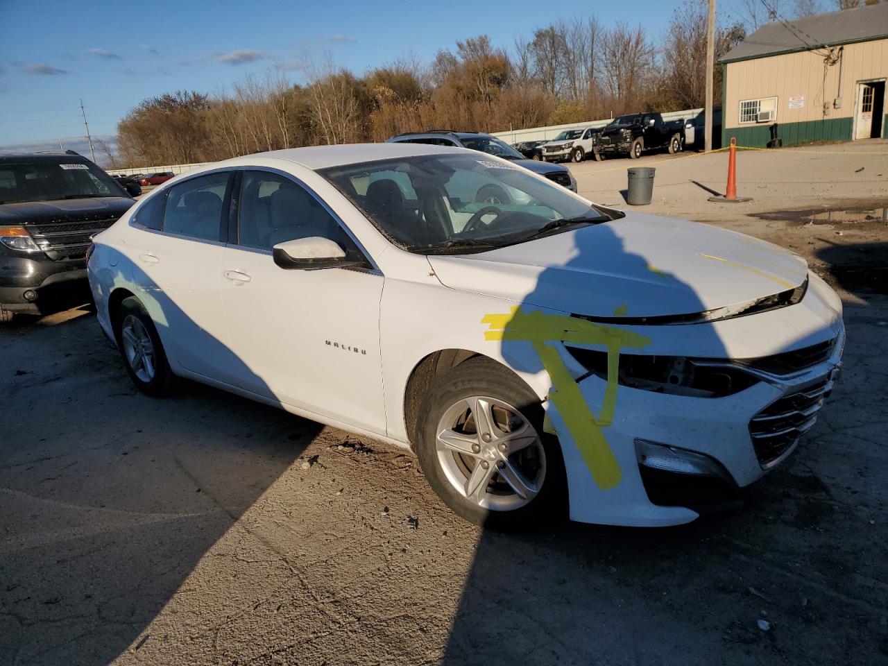 2021 Chevrolet Malibu - Image 4