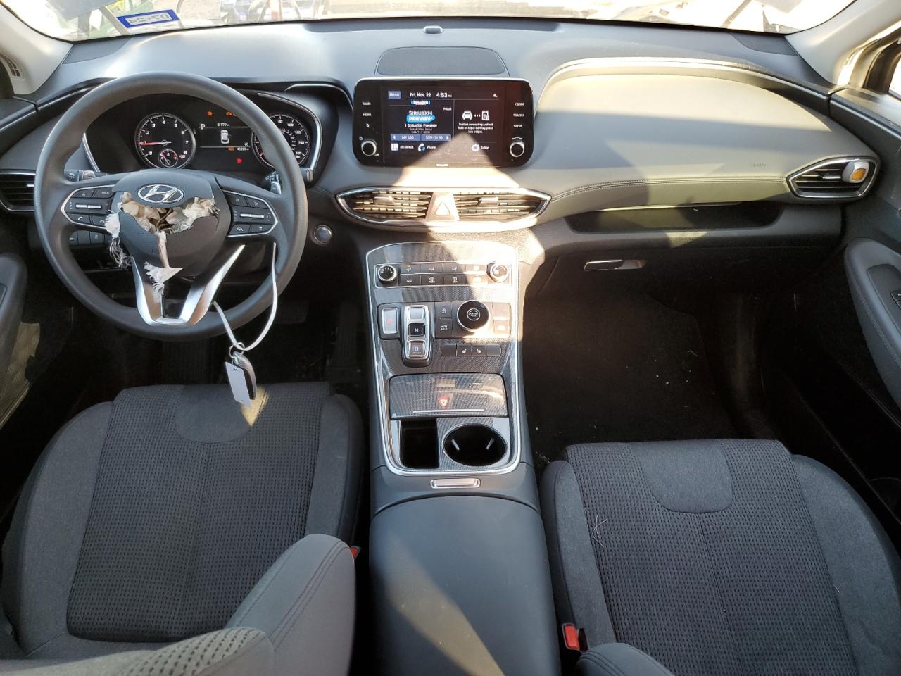 2022 Hyundai Santa Fe - Image 8