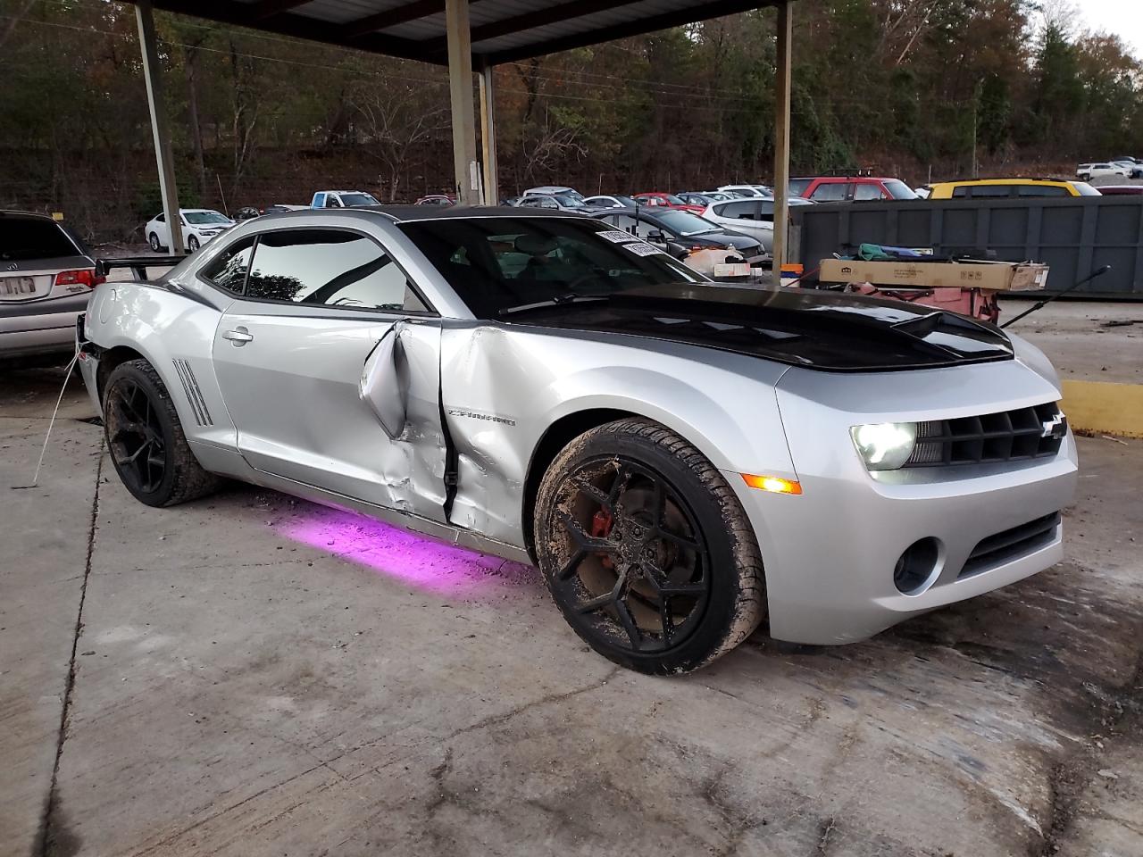 2011 Chevrolet Camaro - Image 4