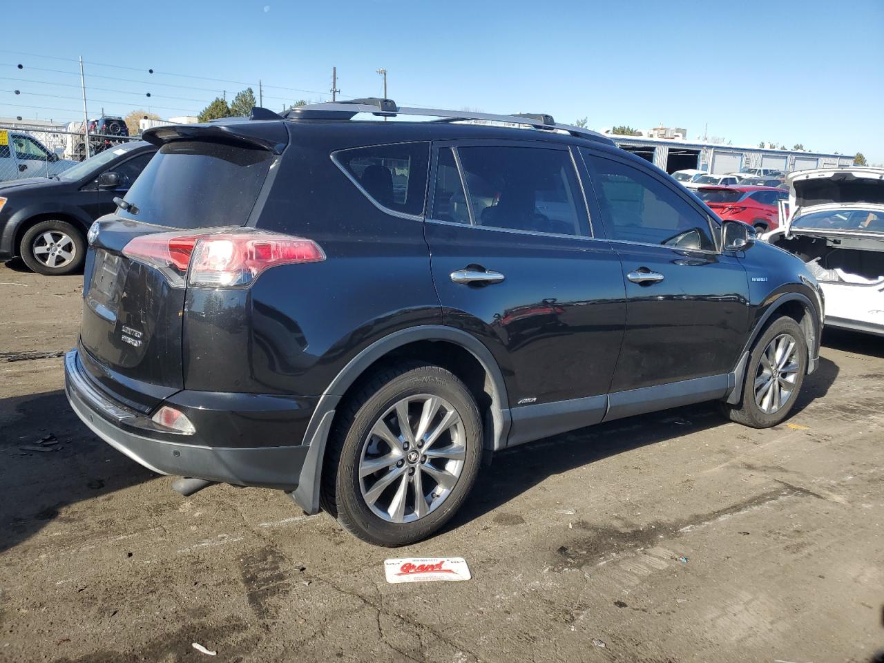 VIN JTMDJREV5GD015894 2016 TOYOTA RAV4 no.3