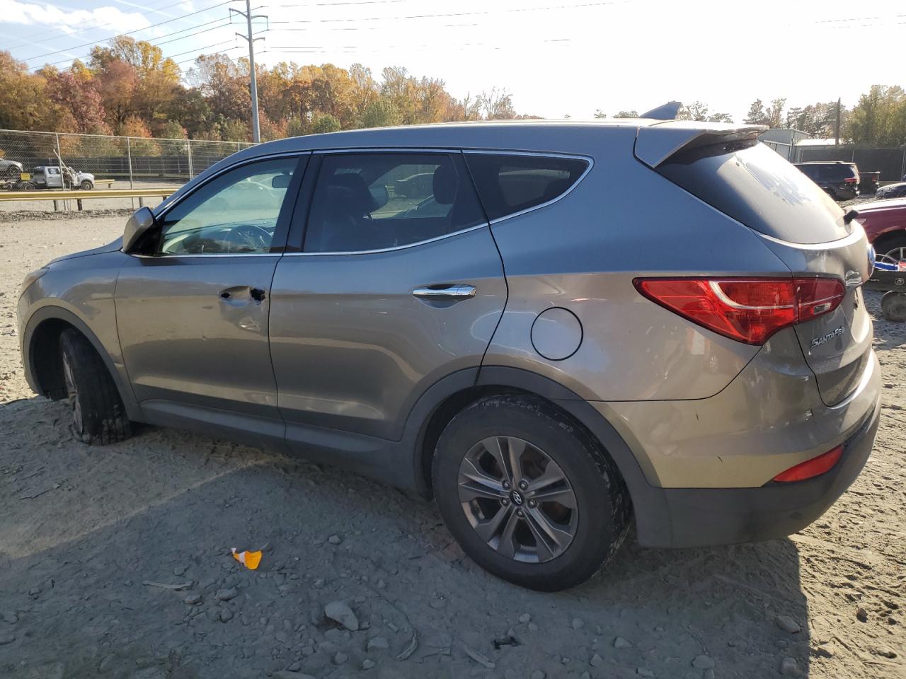 VIN 5XYZTDLB8GG323803 2016 HYUNDAI SANTA FE no.2