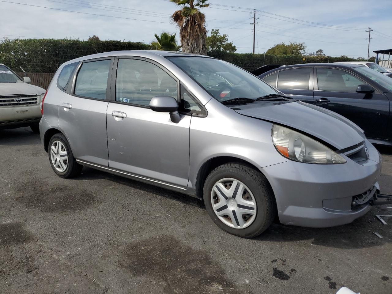 2008 Honda Fit - Image 4