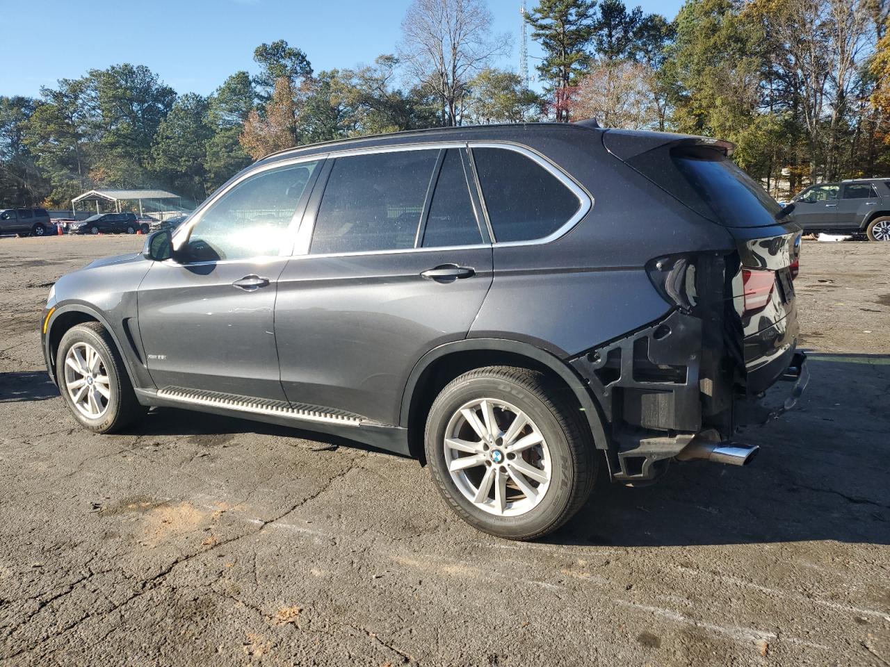 2015 BMW X5 - Image 2