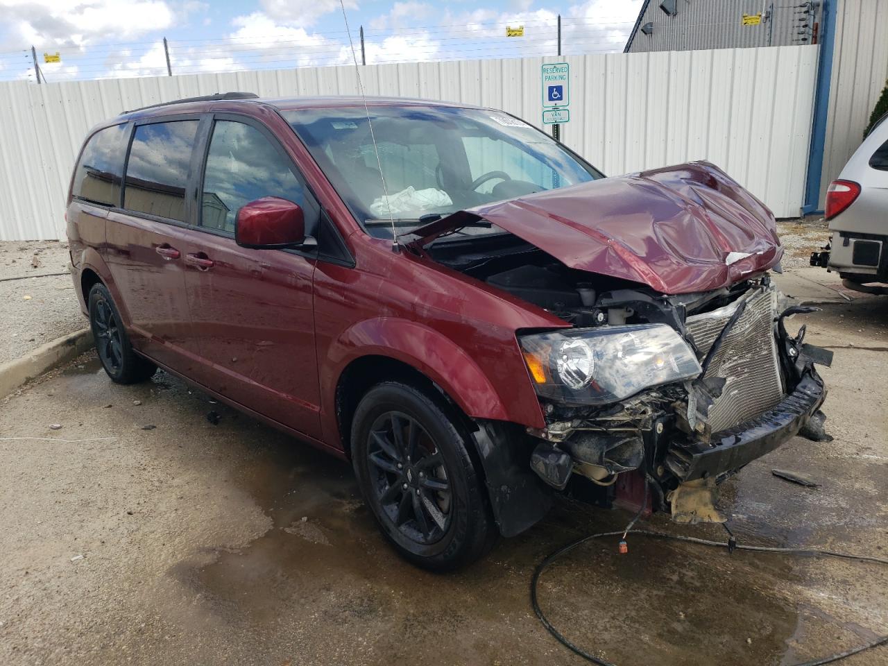 2020 Dodge Caravan - Image 4