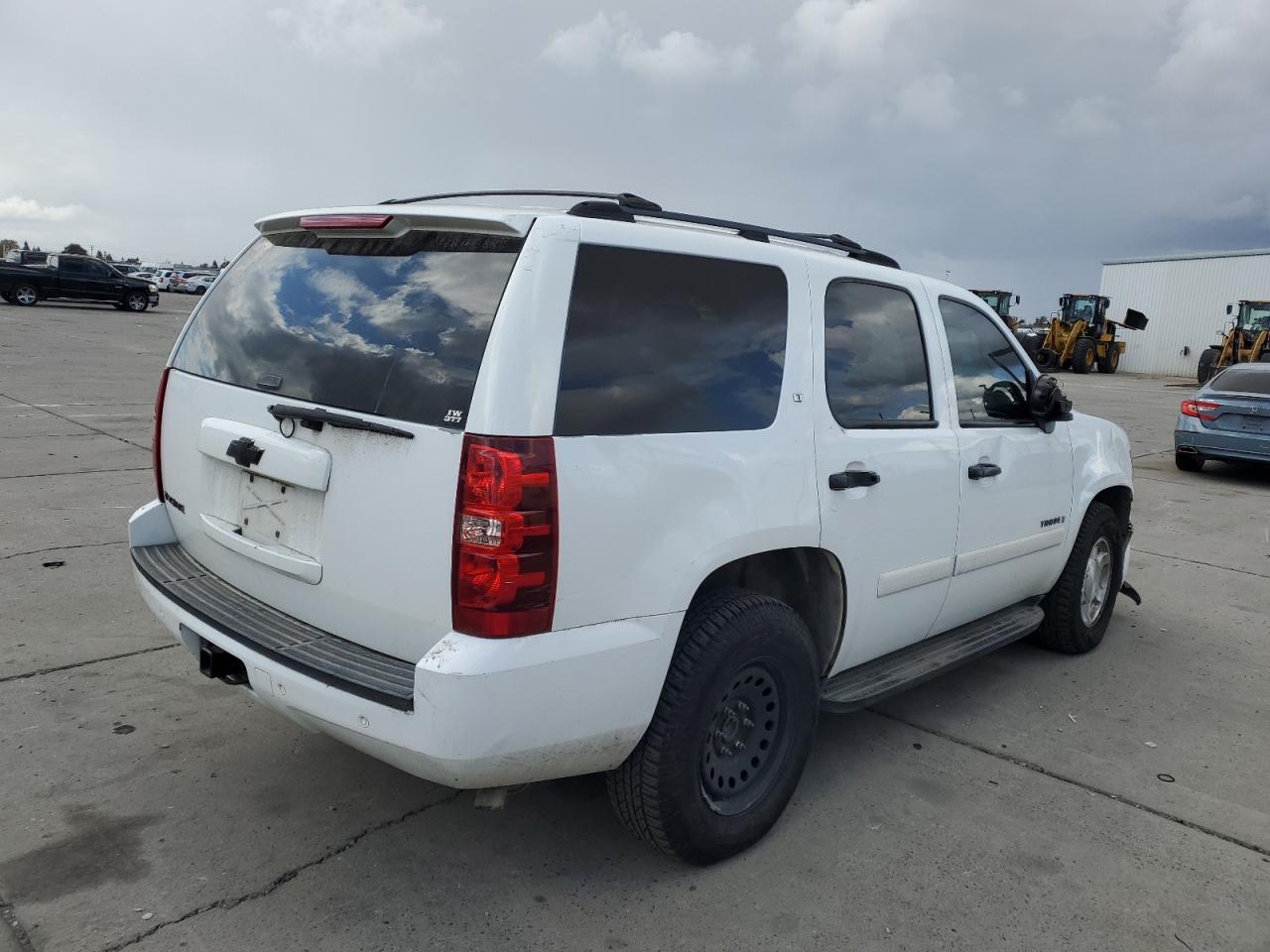 2007 Chevrolet Tahoe - Image 3
