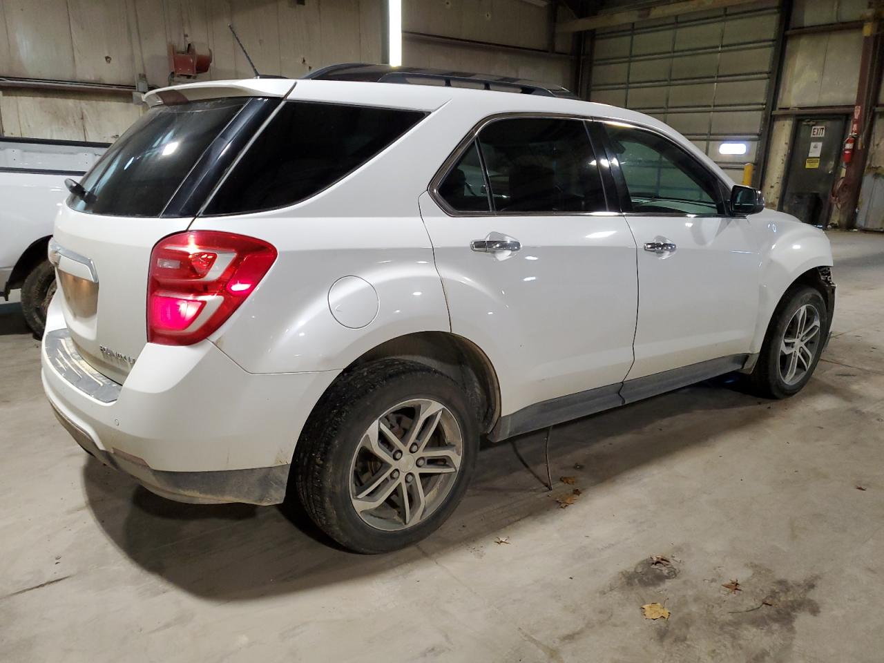 2016 Chevrolet Equinox - Image 3