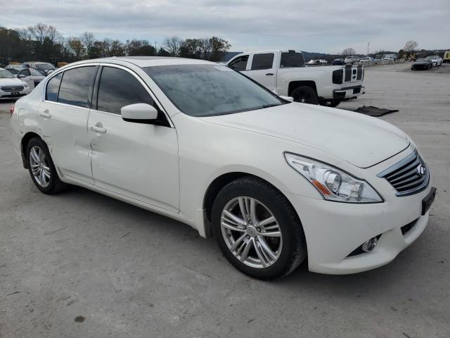  INFINITI G37 2013 Белы