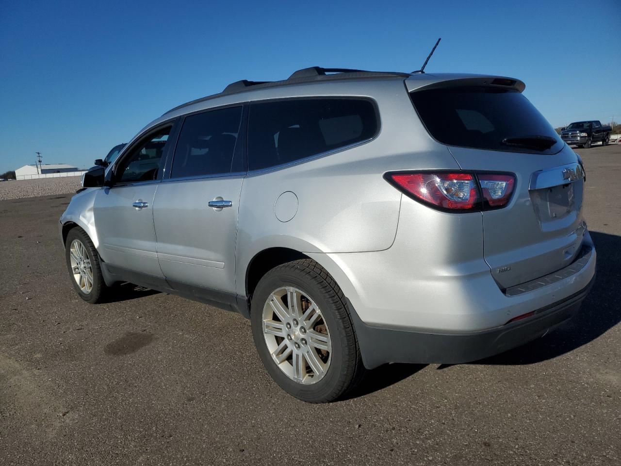 2015 Chevrolet Traverse - Image 2