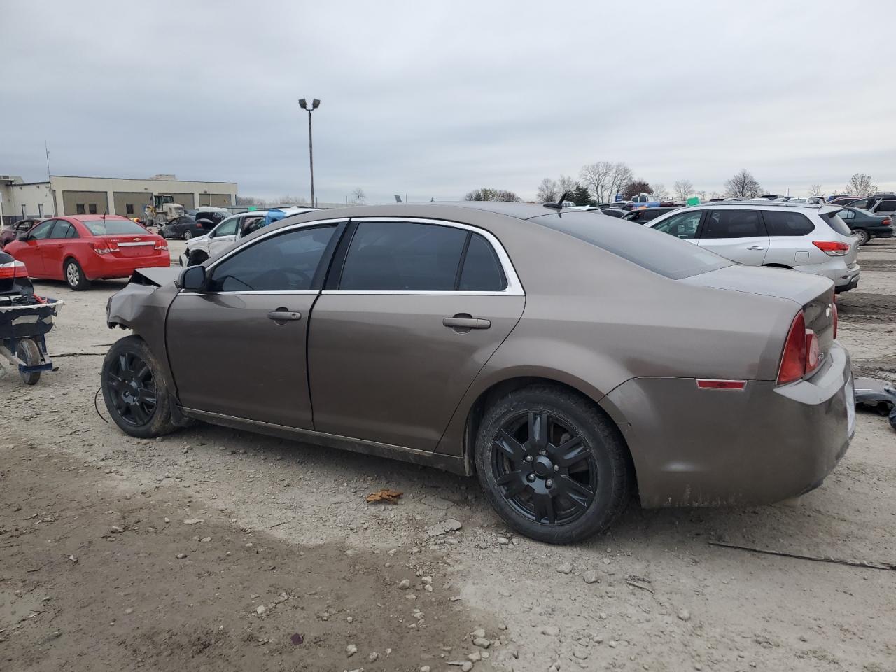 2010 Chevrolet Malibu - Image 2