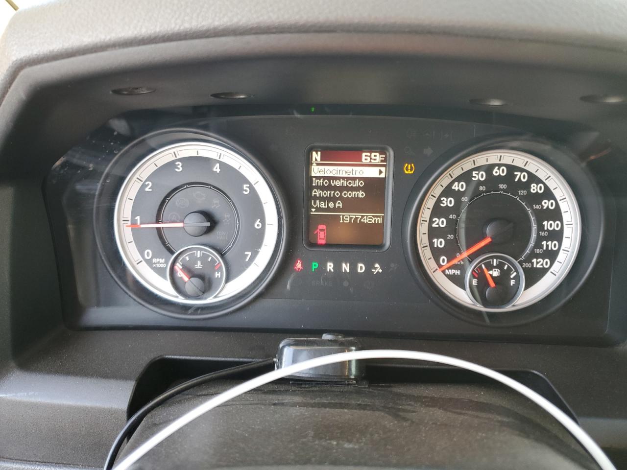 2013 RAM 1500 - Image 9