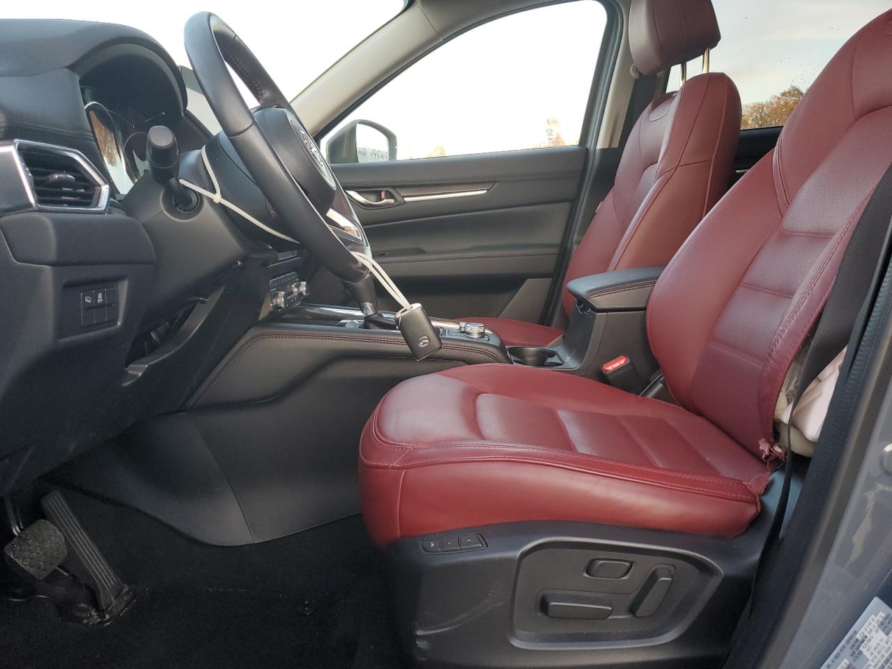 2023 Mazda CX-5 - Image 7