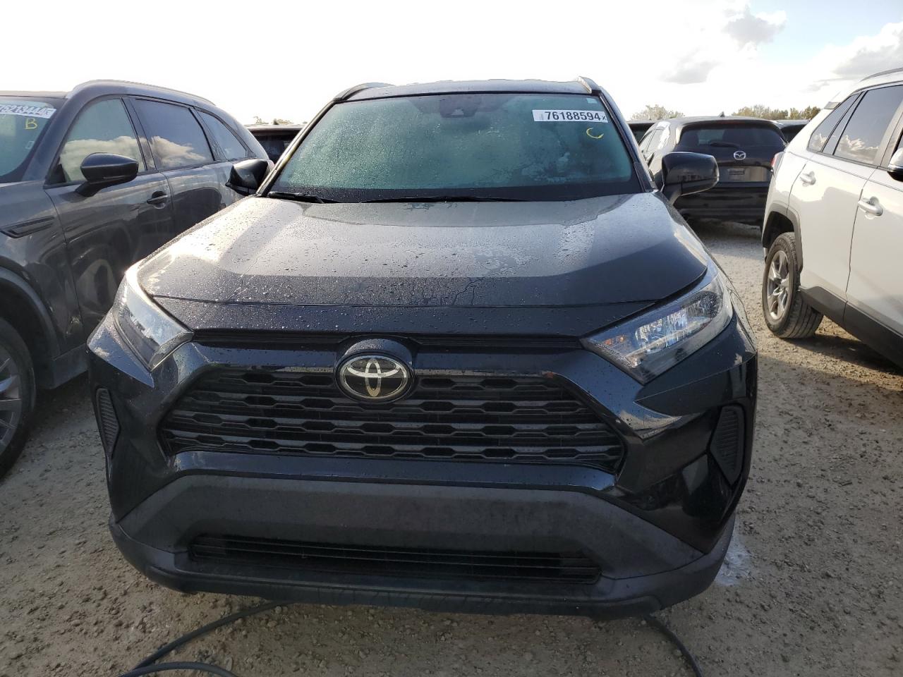 2019 Toyota RAV 4 - Image 5