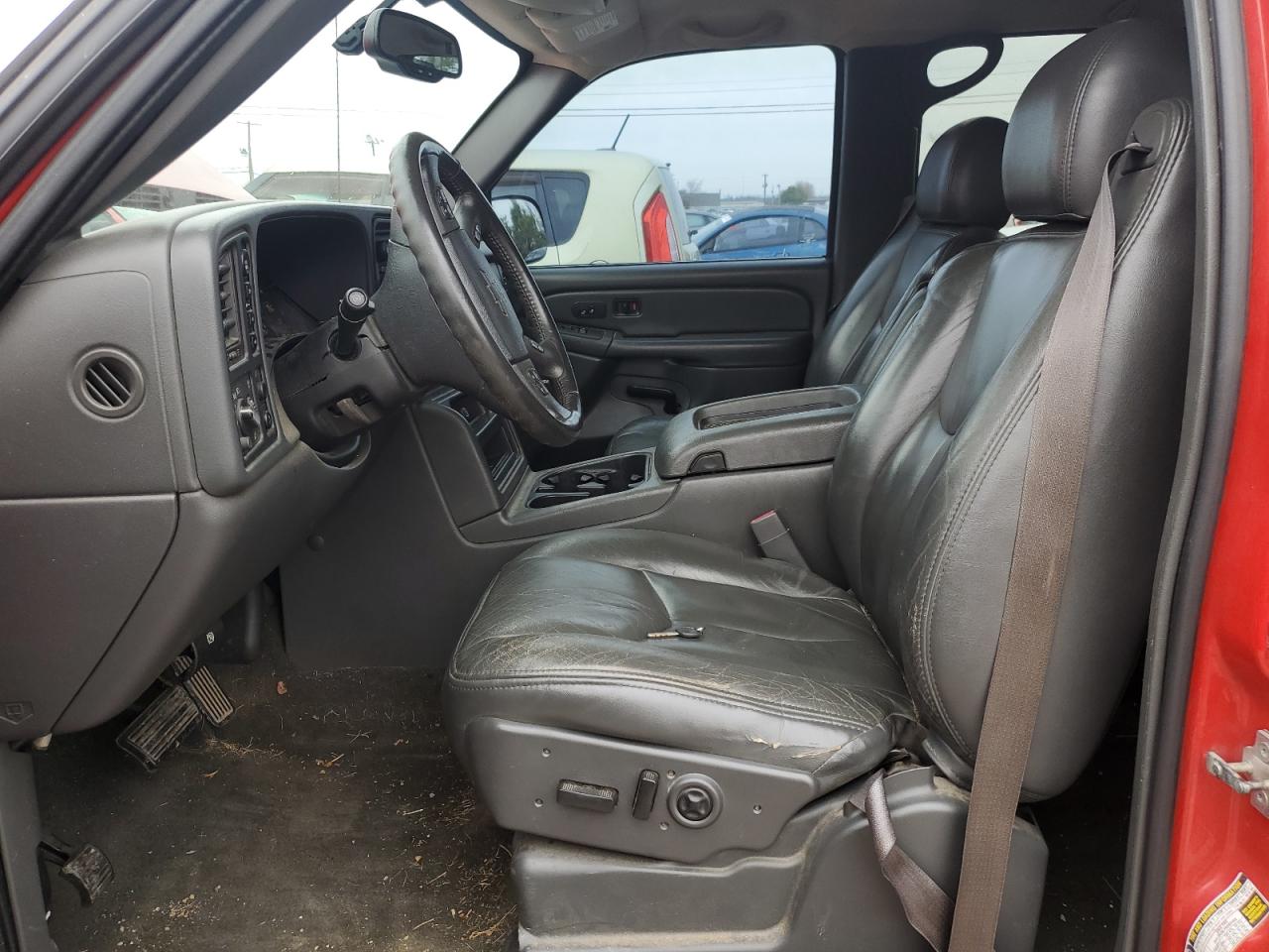2005 Chevrolet Silverado - Image 7