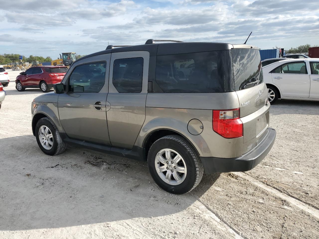 2008 Honda Element - Image 2