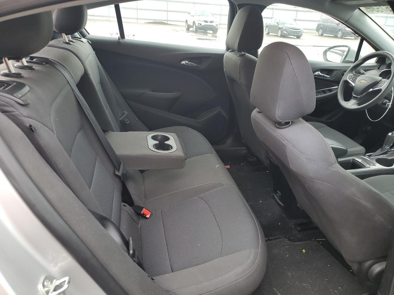 2019 Chevrolet Cruze - Image 11