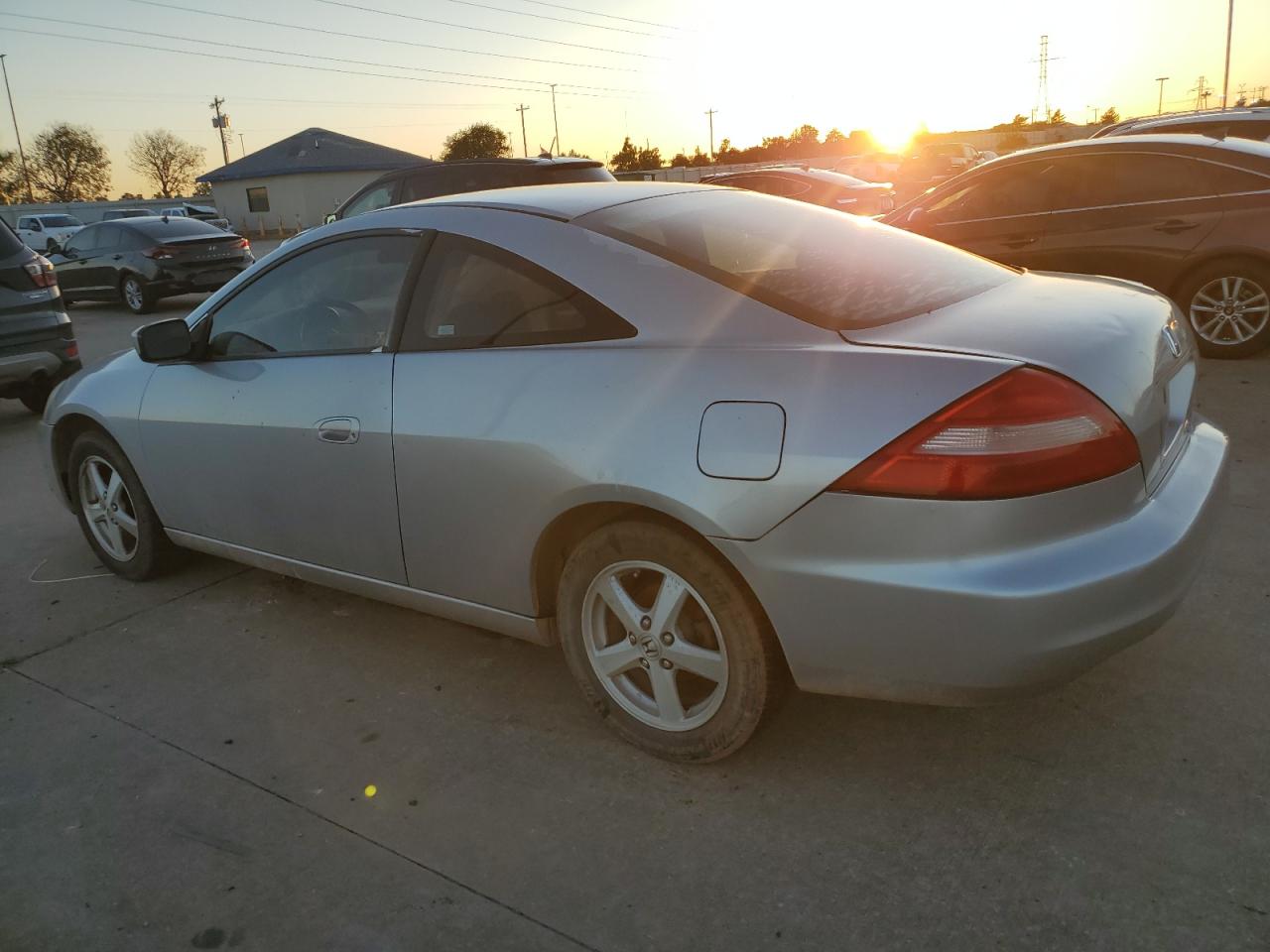 2005 Honda Accord - Image 2