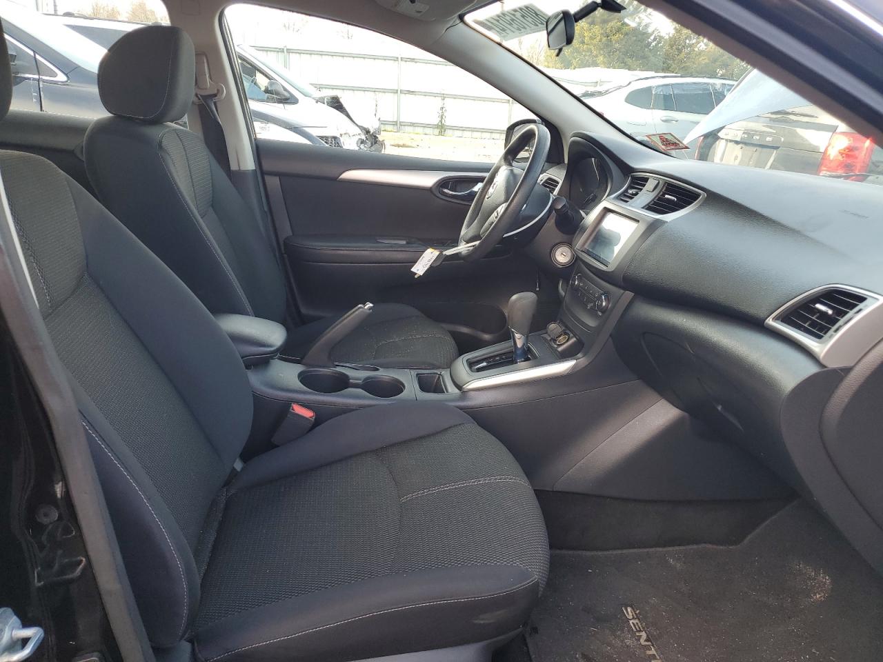 2016 Nissan Sentra - Image 7