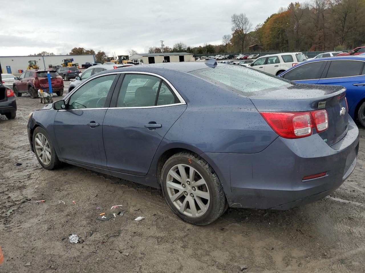 VIN 1G11E5SL5EF262636 2014 CHEVROLET MALIBU no.2