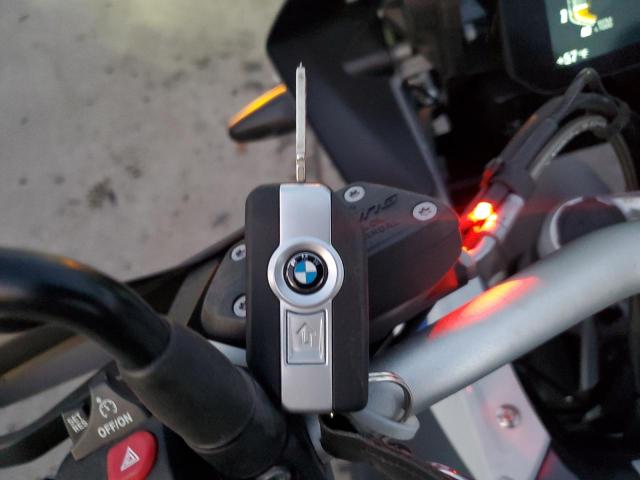  BMW R-SERIES 2021 Білий