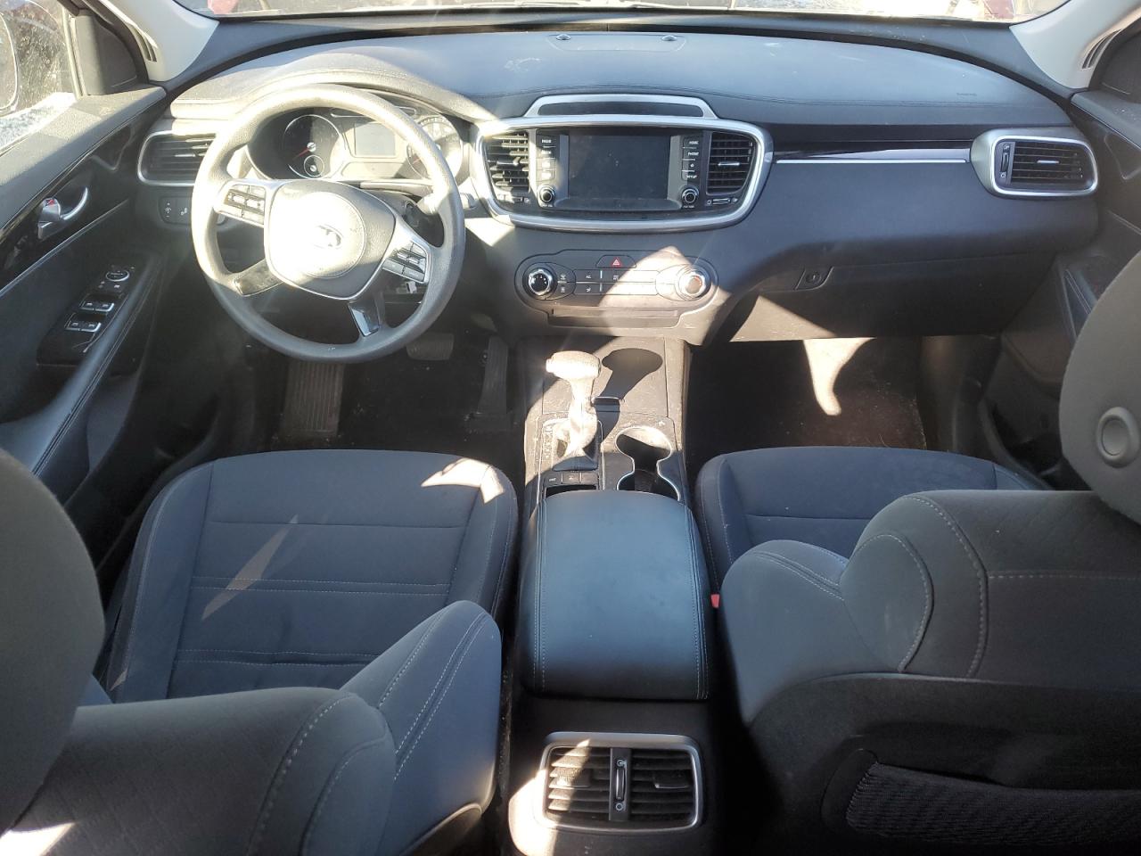 2019 Kia Sorento - Image 8