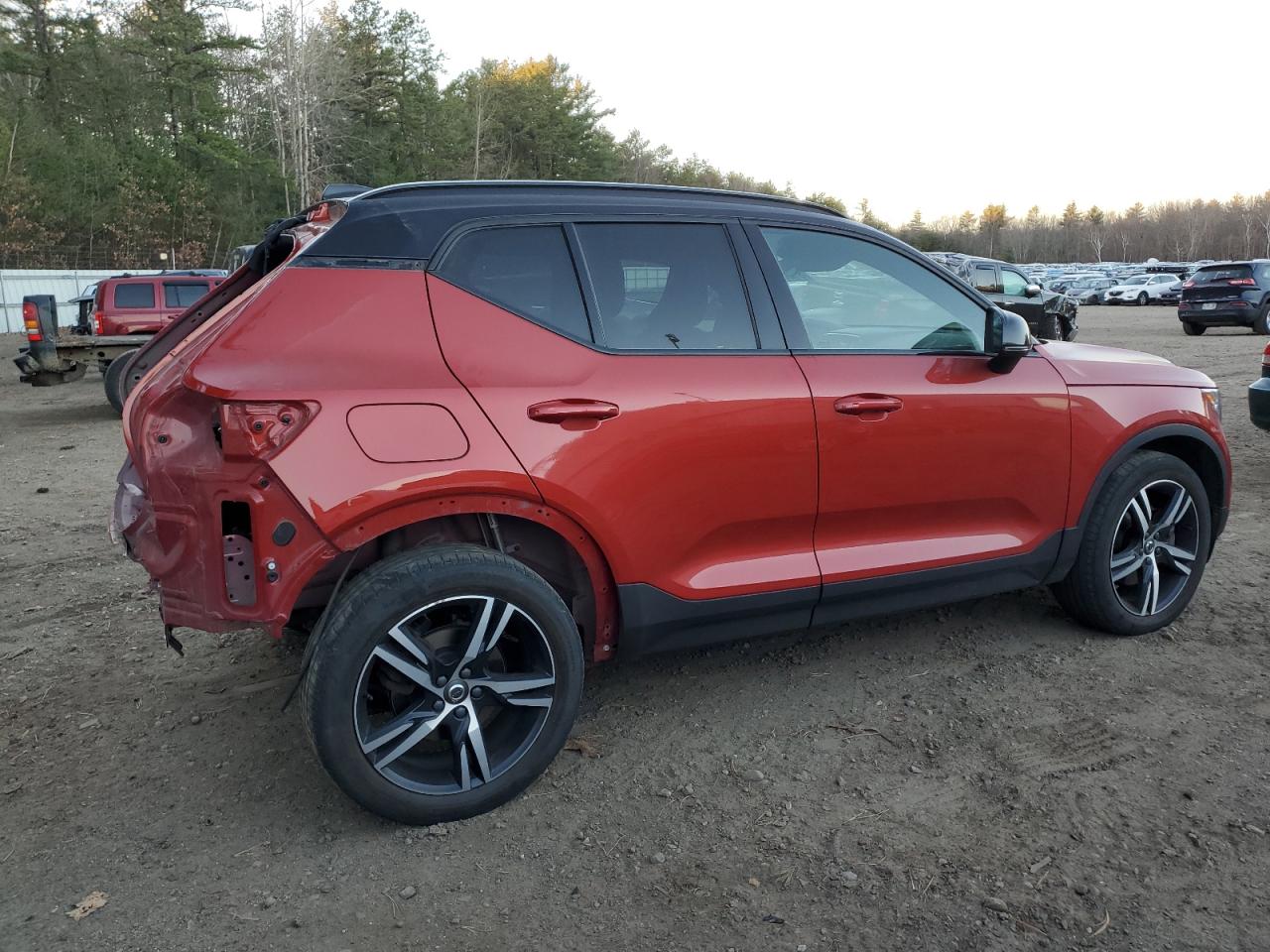 2019 Volvo XC40 - Image 3