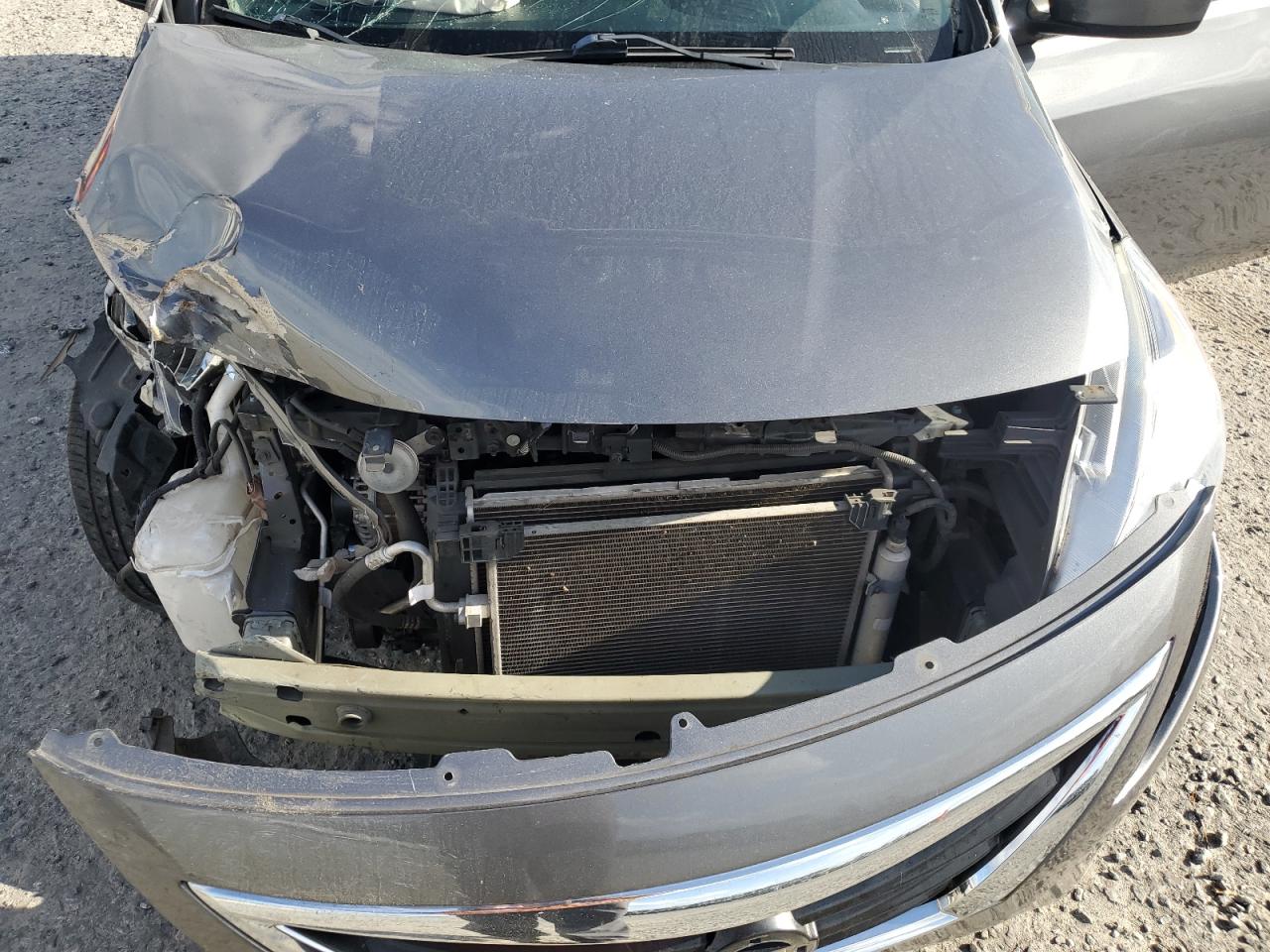 2018 Nissan Versa - Image 12