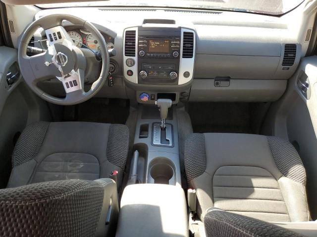  NISSAN FRONTIER 2013 Червоний