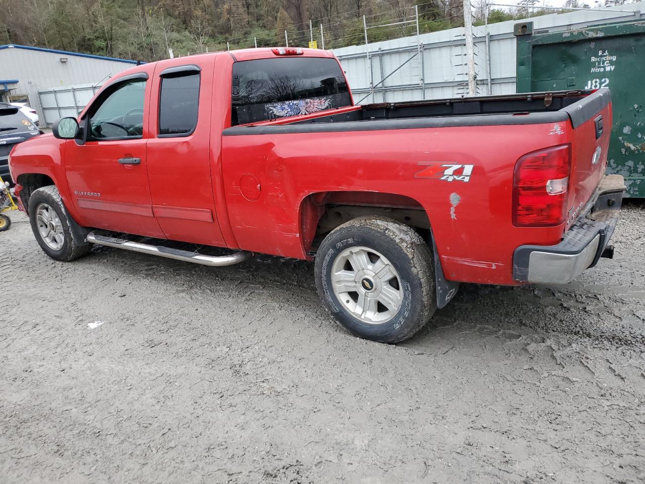 2010 Chevrolet Silverado - Image 2