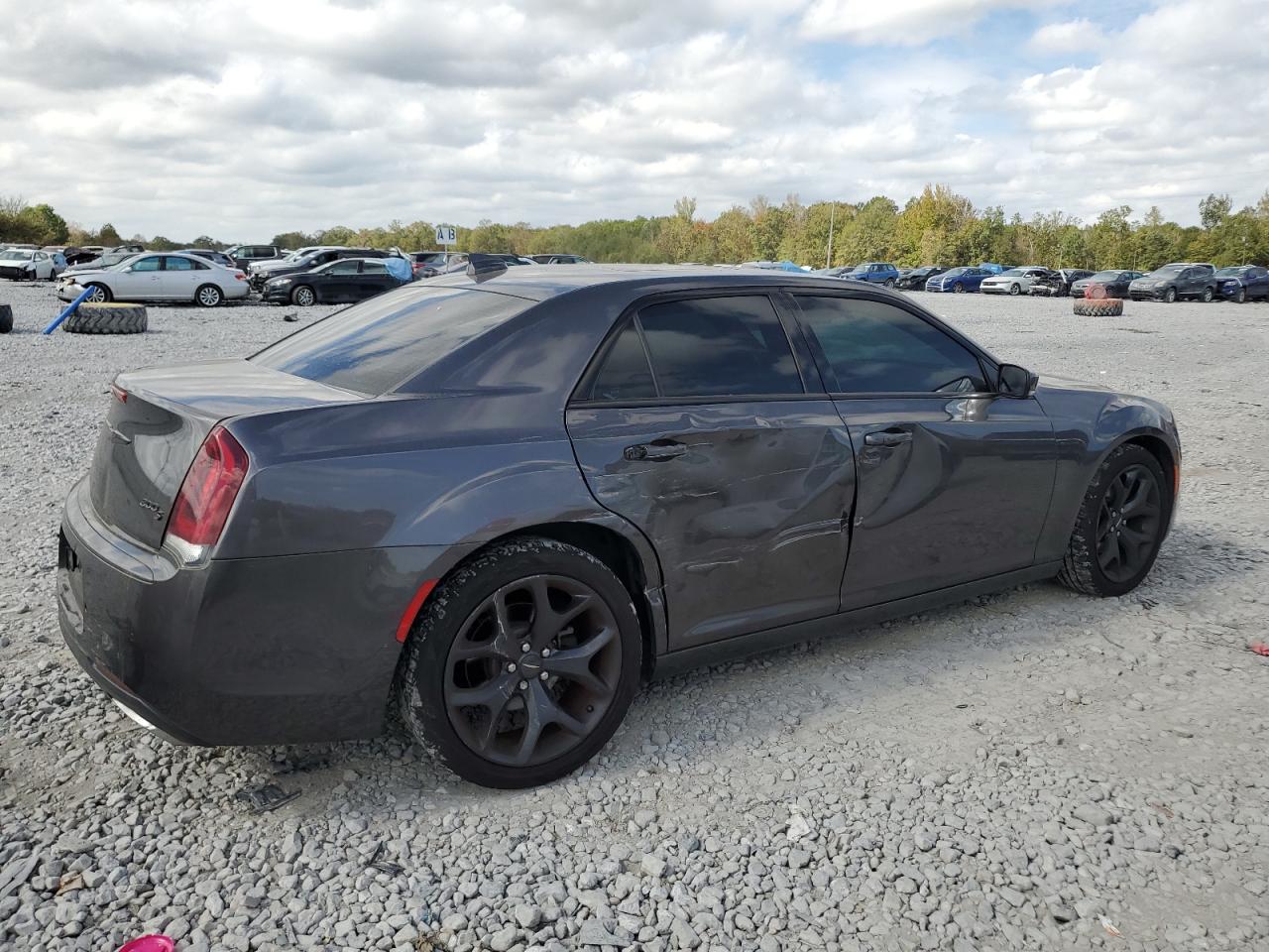 2021 Chrysler 300 - Image 3